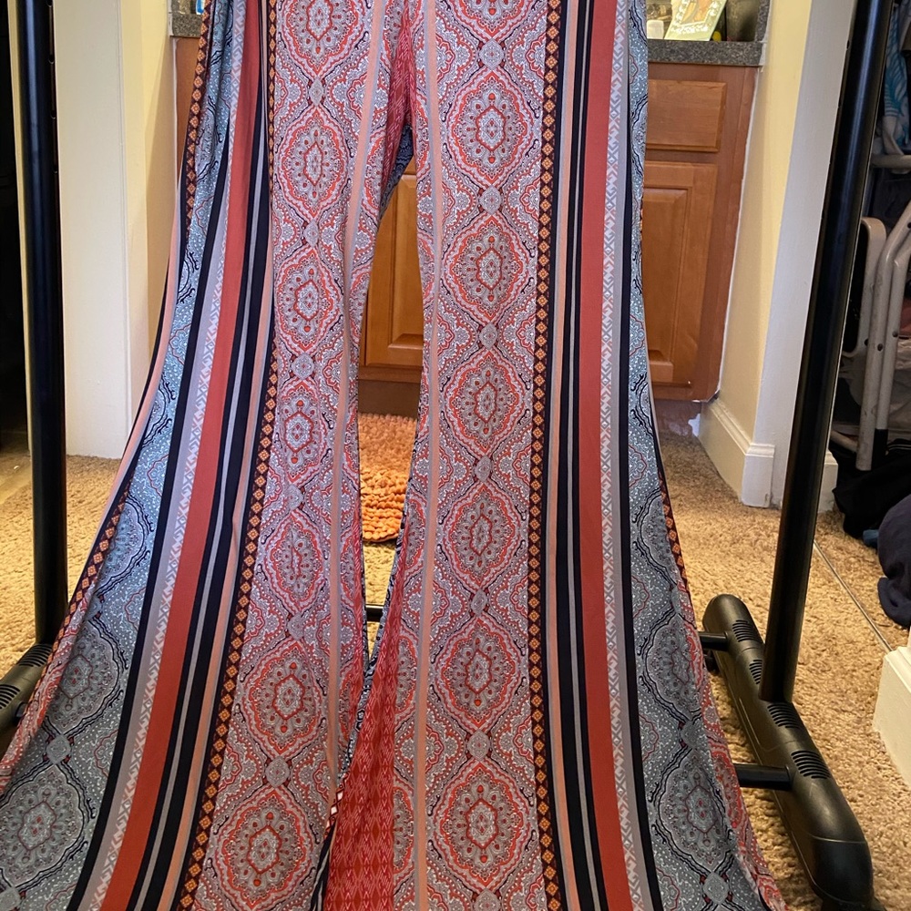 FLARE PALAZZO PANTS!!👋